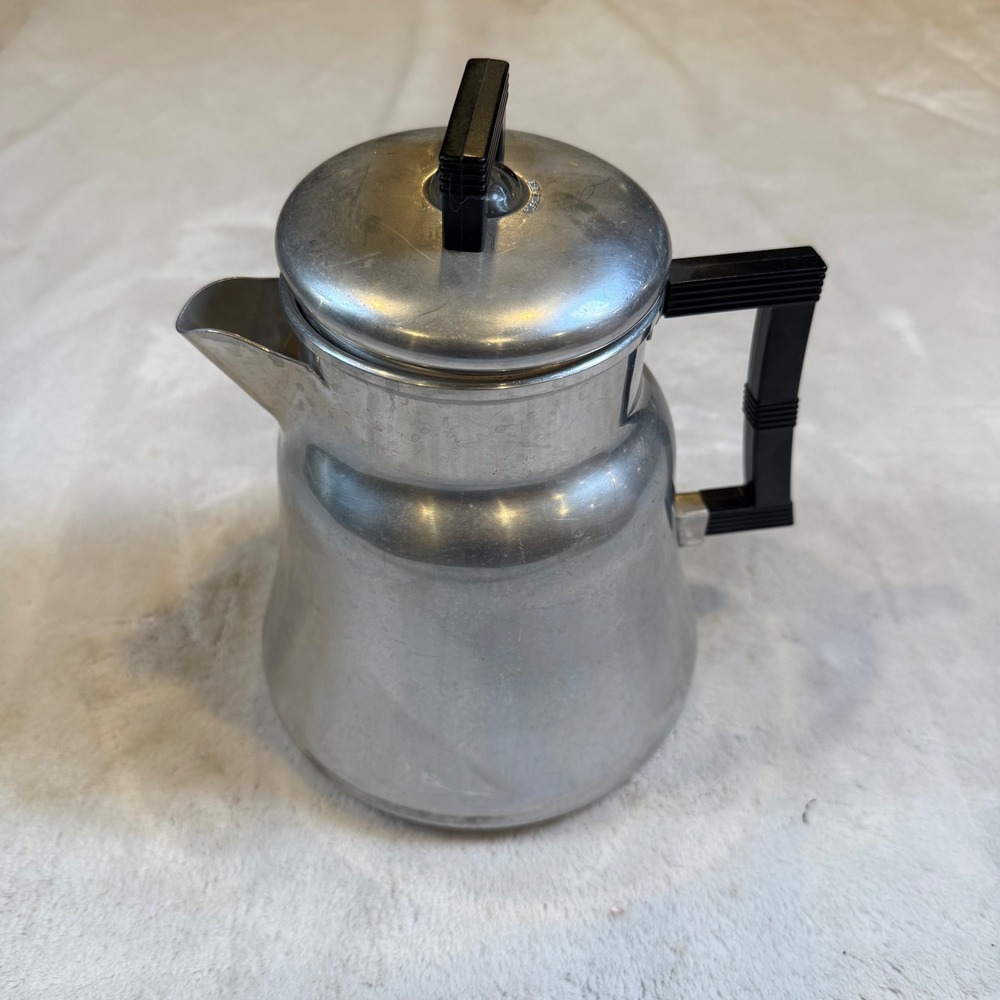 Wear-Ever No. 3012 Aluminum Coffee Percolator Vintage 12 Cup Bakelite Handle USA
